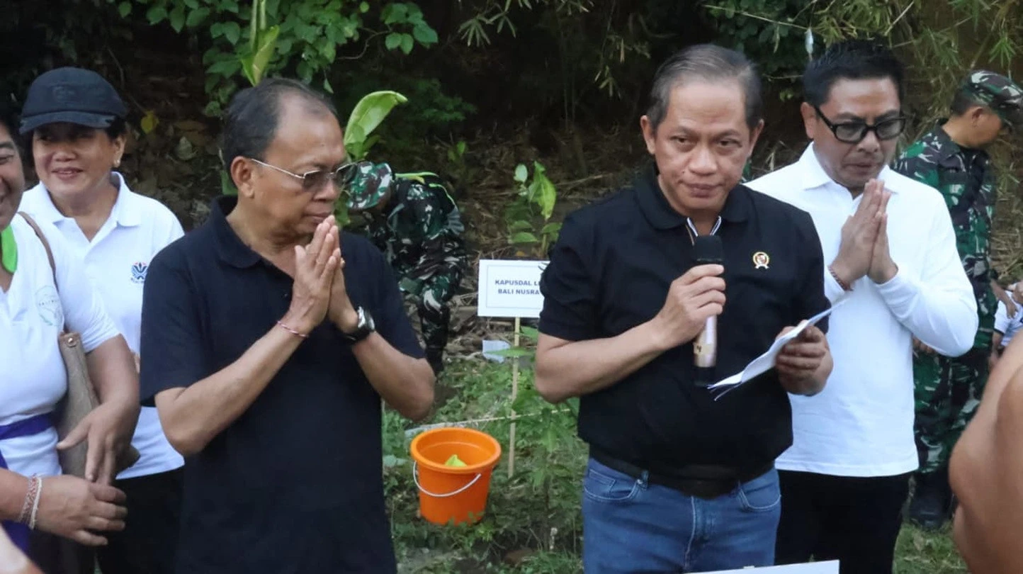 Bali Rentan Perubahan Iklim, Menteri LH Minta Koster Gencar Tanam Pohon