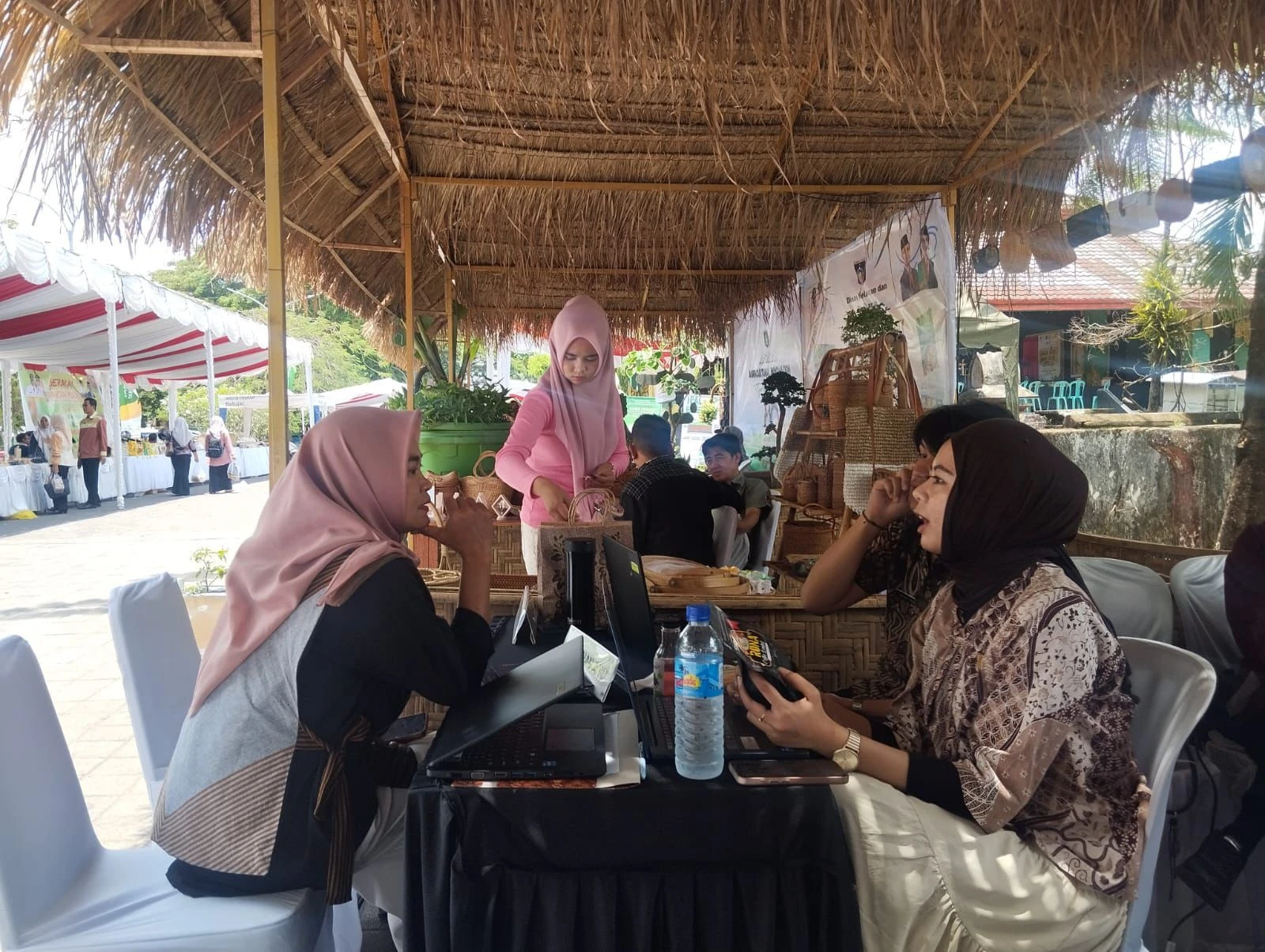 Yuk Manfaatkan Layanan AHU dan KI di Mandalika Expo 2025!