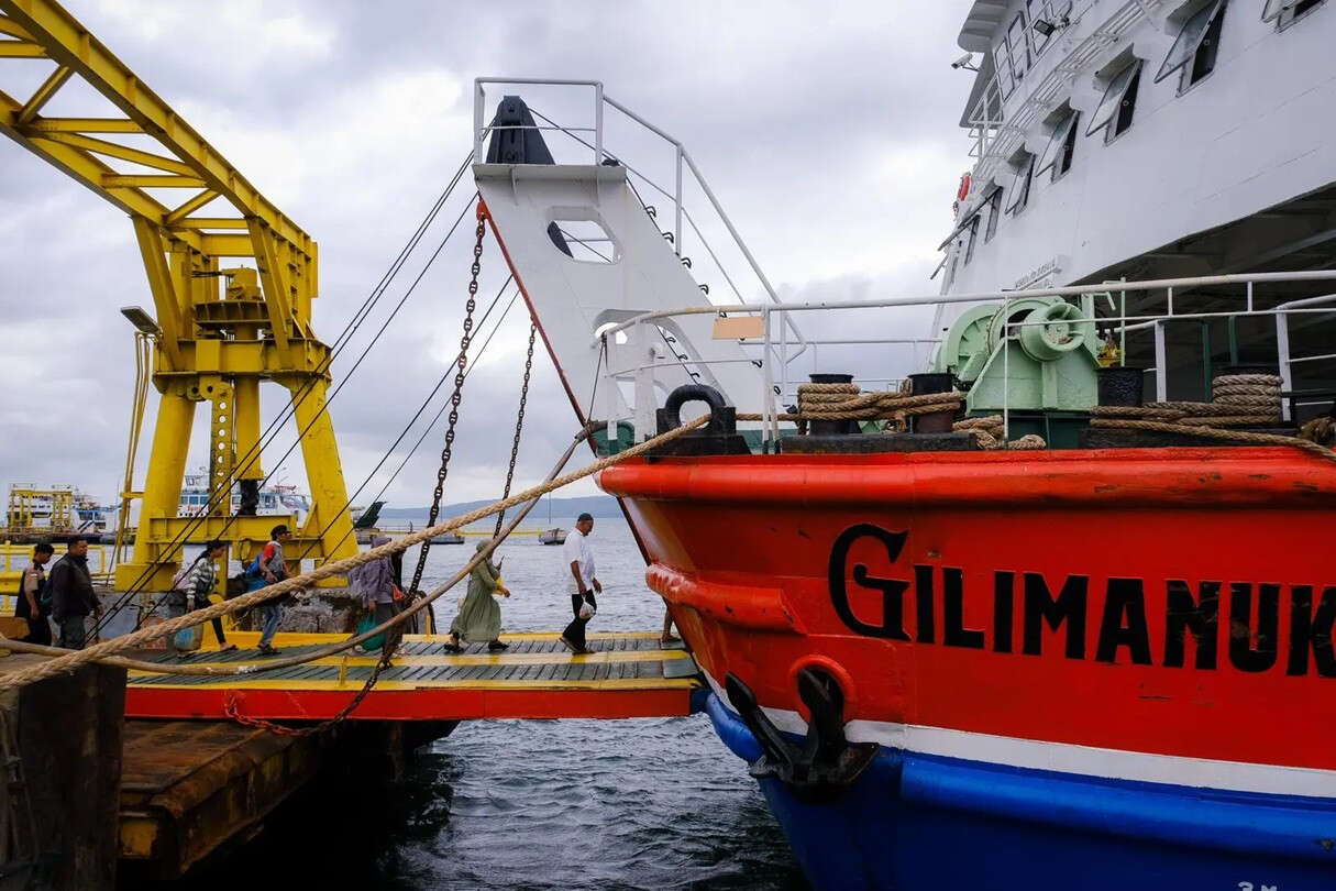 Kemenpar Atensi Jalur Penyeberangan Selat Bali, Minta Antisipasi Cuaca Buruk