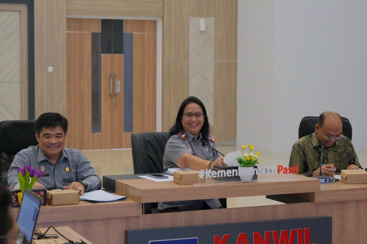 Kemenkum NTB Harmonisasi Raperwal Program Harapan Keluarga Daerah, Ada Catatan