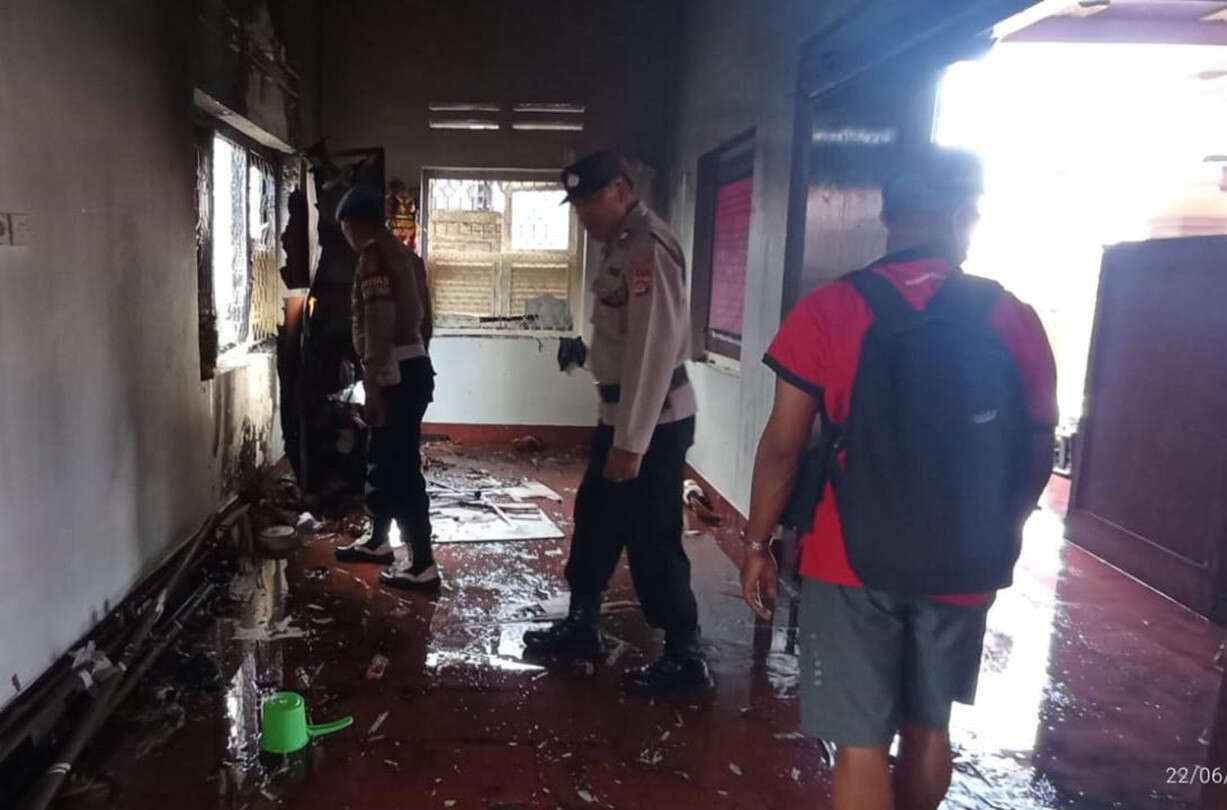 Wastra Pelinggih Banjar Tansiat Denpasar Terbakar, Tiga Saksi Mengungkap Fakta