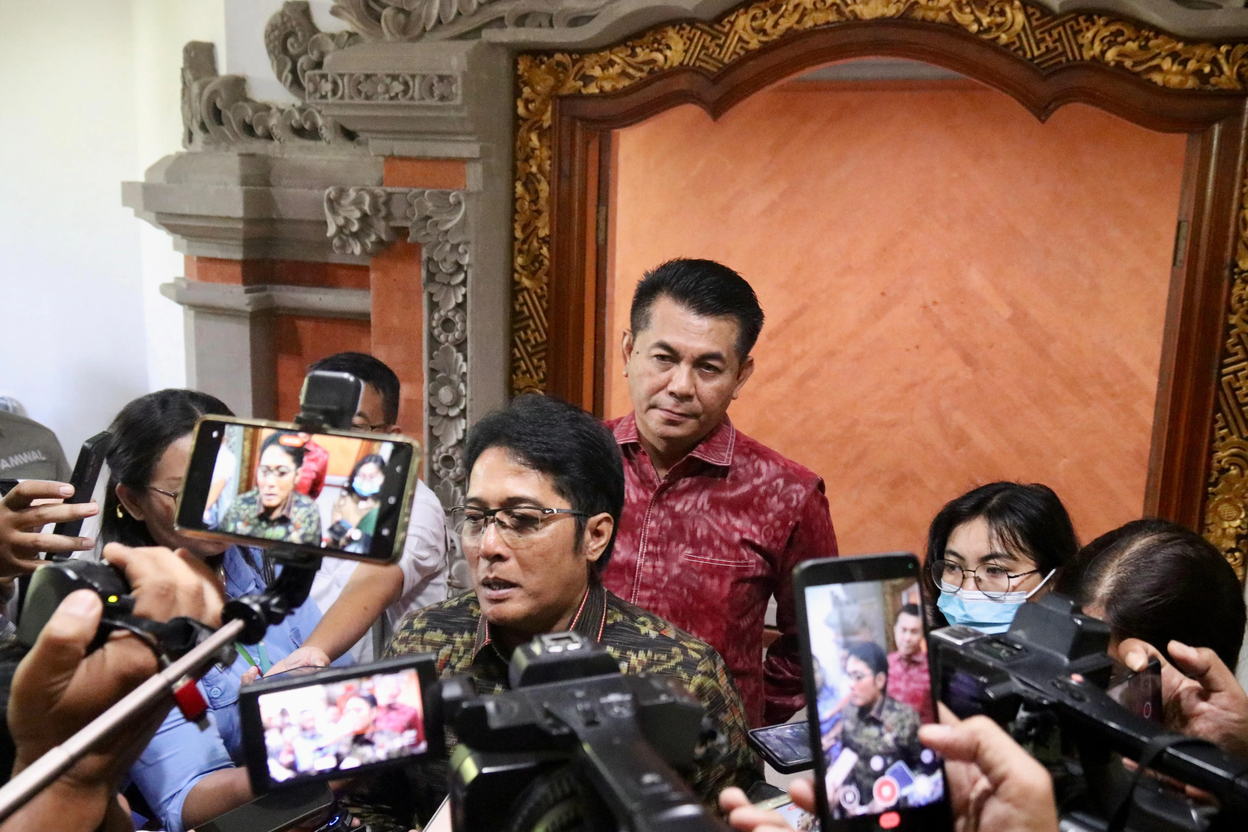 Wagub: Stop Diskriminasi Pelaku ASK & Ojol Wajib KTP Bali, Ini yang Penting