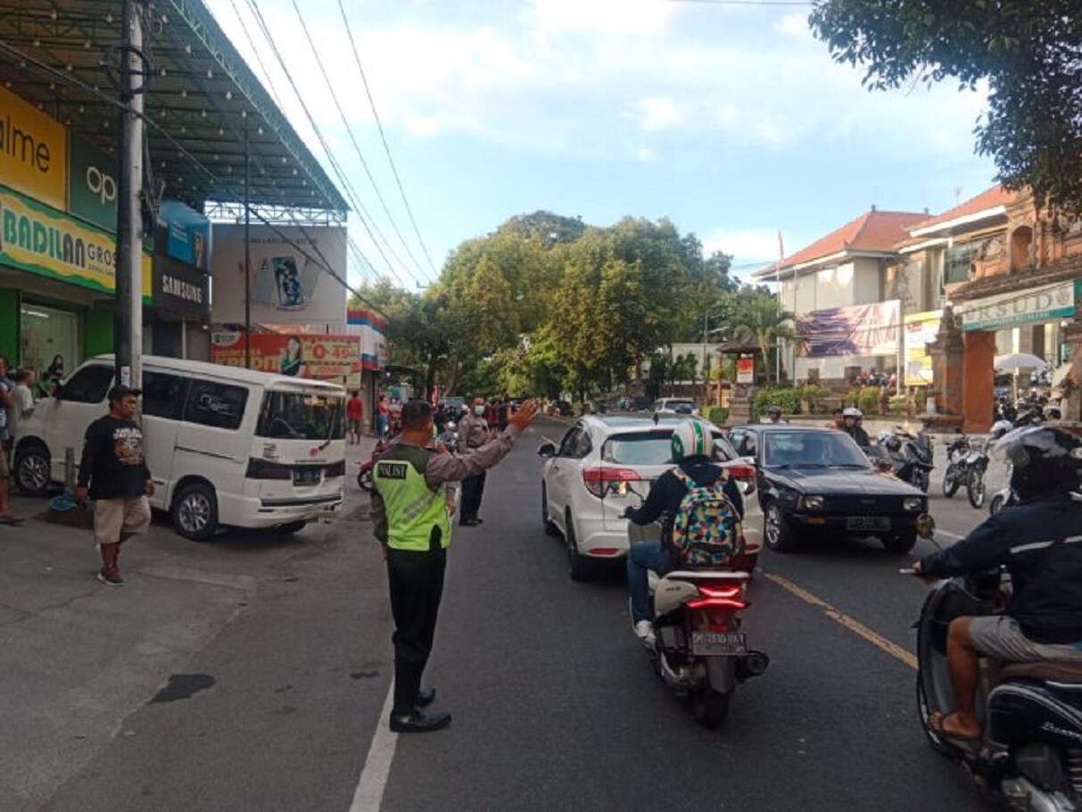 Pelat Non-DK Marak di Bali, Politikus Senayan Angkat Bicara, Penting!