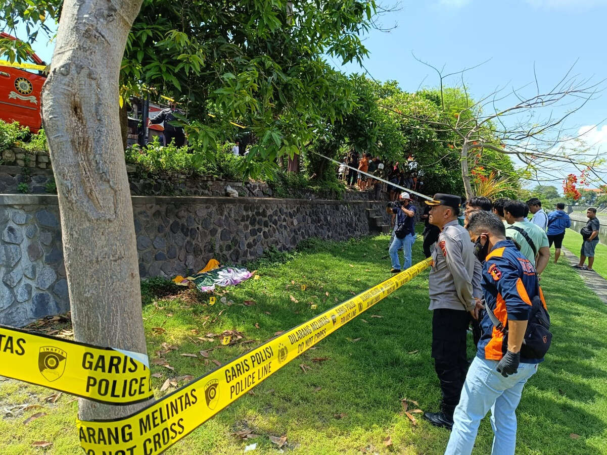 Pria Misterius Tewas Bersimbah Darah di Taman Pancing Denpasar, Ada Luka Gorok