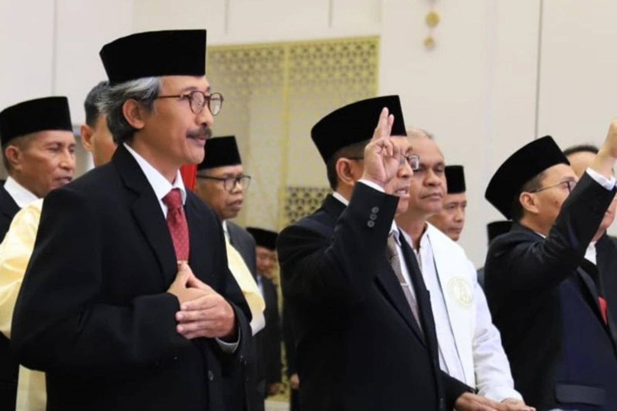 Prof Suwindia Sah Jadi Rektor IAHN Mpu Kuturan, Janji Bangun Pusat Pendidikan Hindu