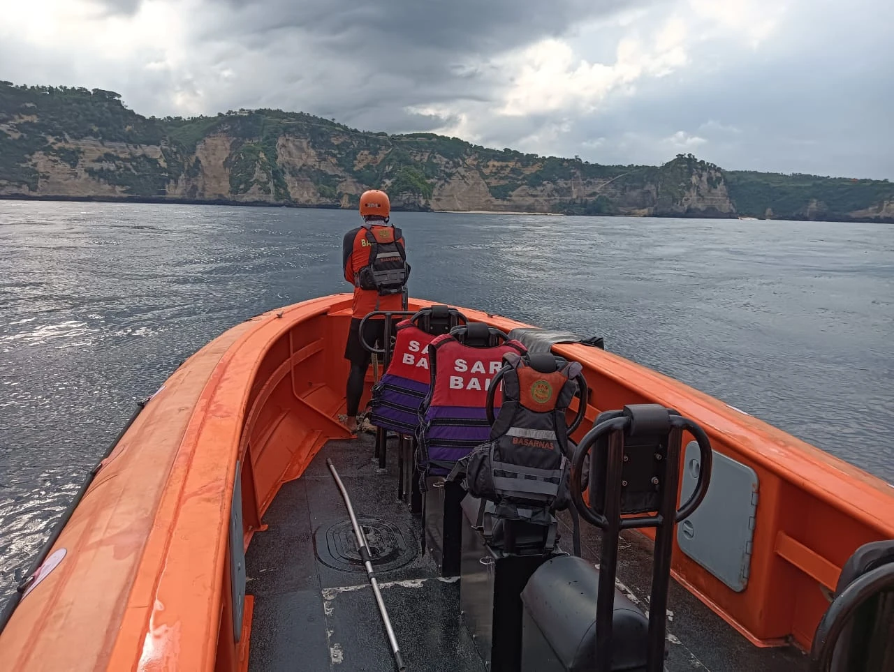 Wisatawan Medan Hilang Terseret Arus Pantai Diamond Nusa Penida
