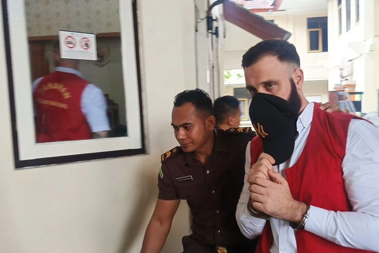 WNA Australia Penganiaya Bule Jerman di Bali Diganjar 6 Bulan Penjara, Lihat Tuh