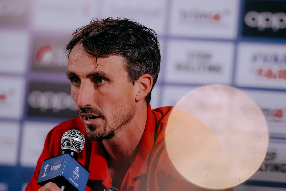 Tim Receveur: Liga Indonesia Berat & Penuh Tekanan