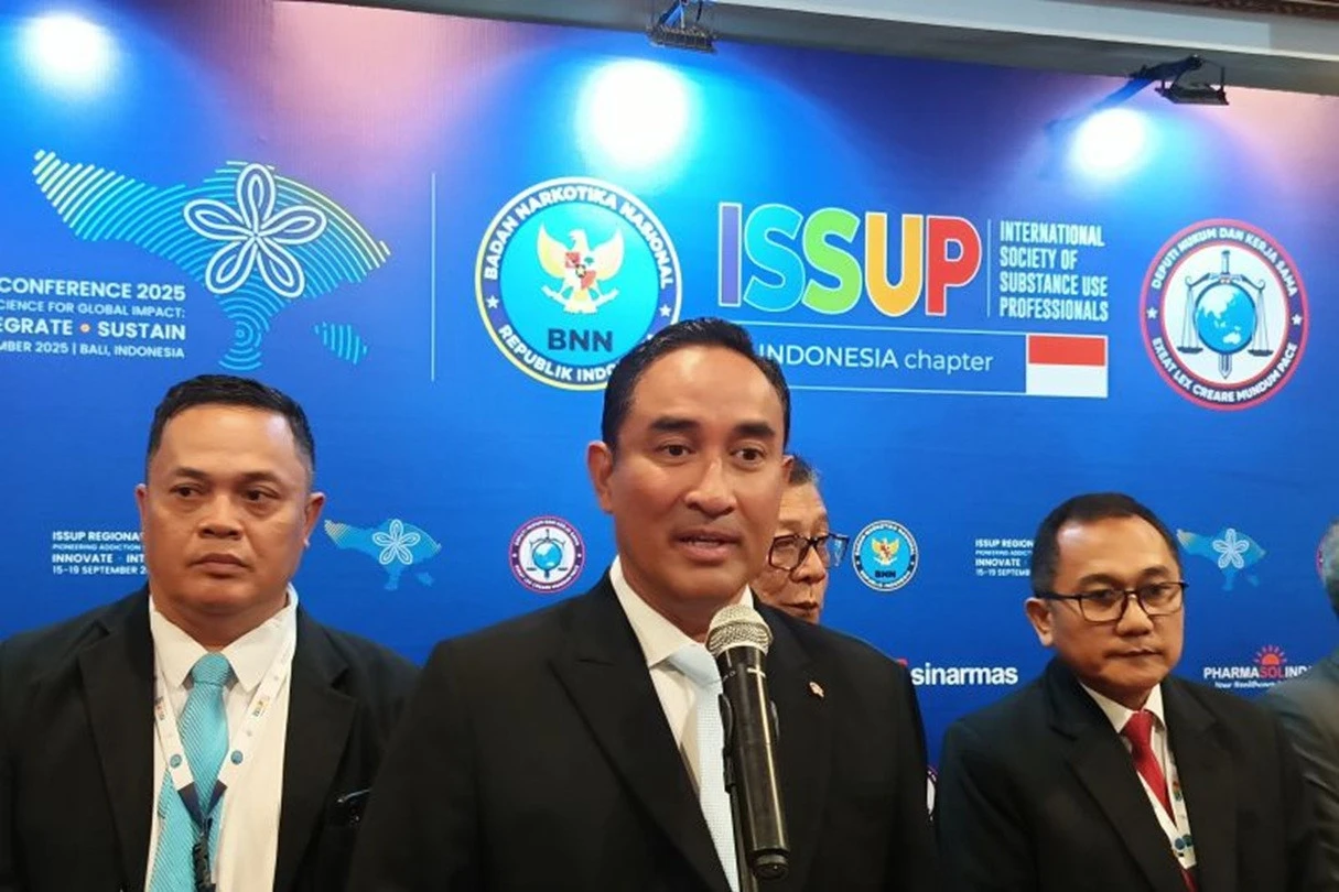 Kepala BNN RI Komjen Suyudi Buka Peluang Larang Rokok Elektrik