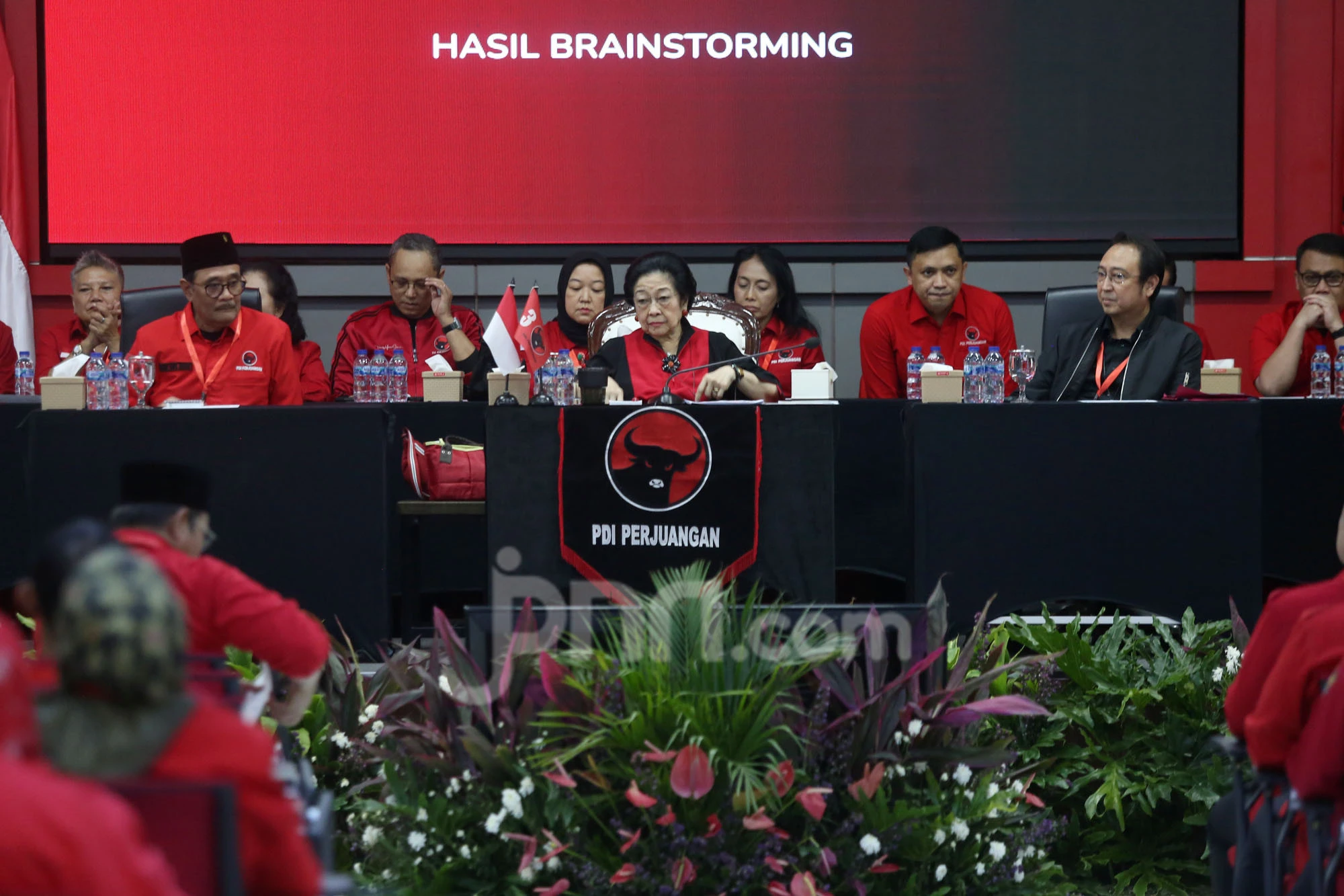 Megawati Tekankan Penanganan Stunting, Perubahan Iklim, dan Integritas ke Kada PDIP