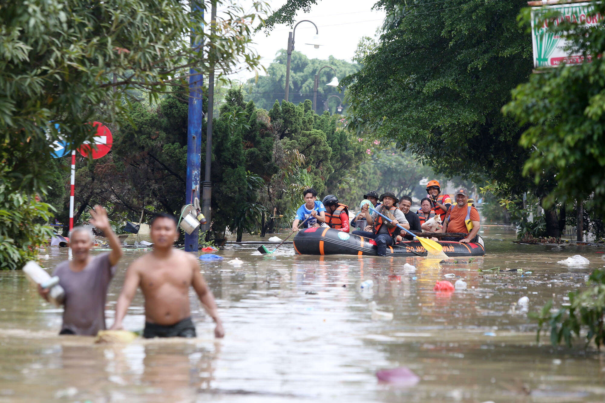 Soal Banjir, Adian PDIP Sarankan Kepala Daerah Jakarta, Bogor, dan Bekasi Ketemu