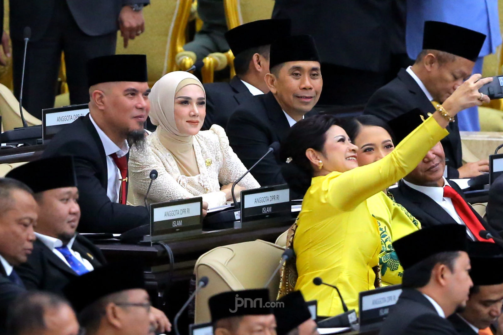 Tersangkut Rayen Pono, Ahmad Dhani: Itu Slip of The Tongue, Yang Mulia