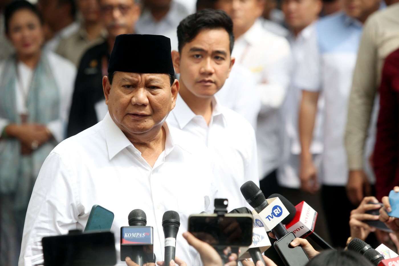 Prabowo Bakal Gantikan Jokowi, Pengamat Sebut Serupa Tapi Tak sama