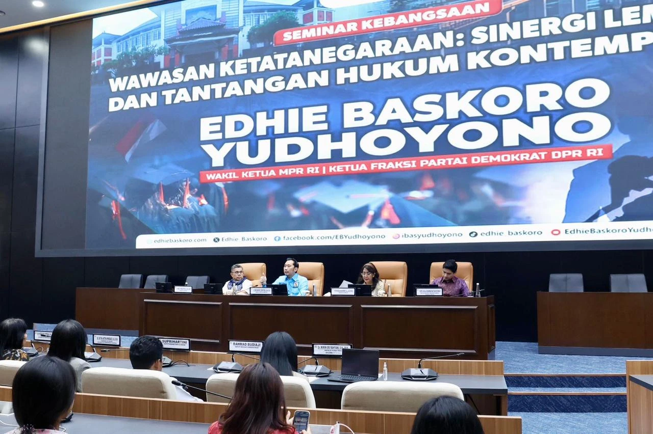 Ibas Dorong Mahasiswa dan Lembaga Bersinergi Hadapi Kompleksitas Hukum