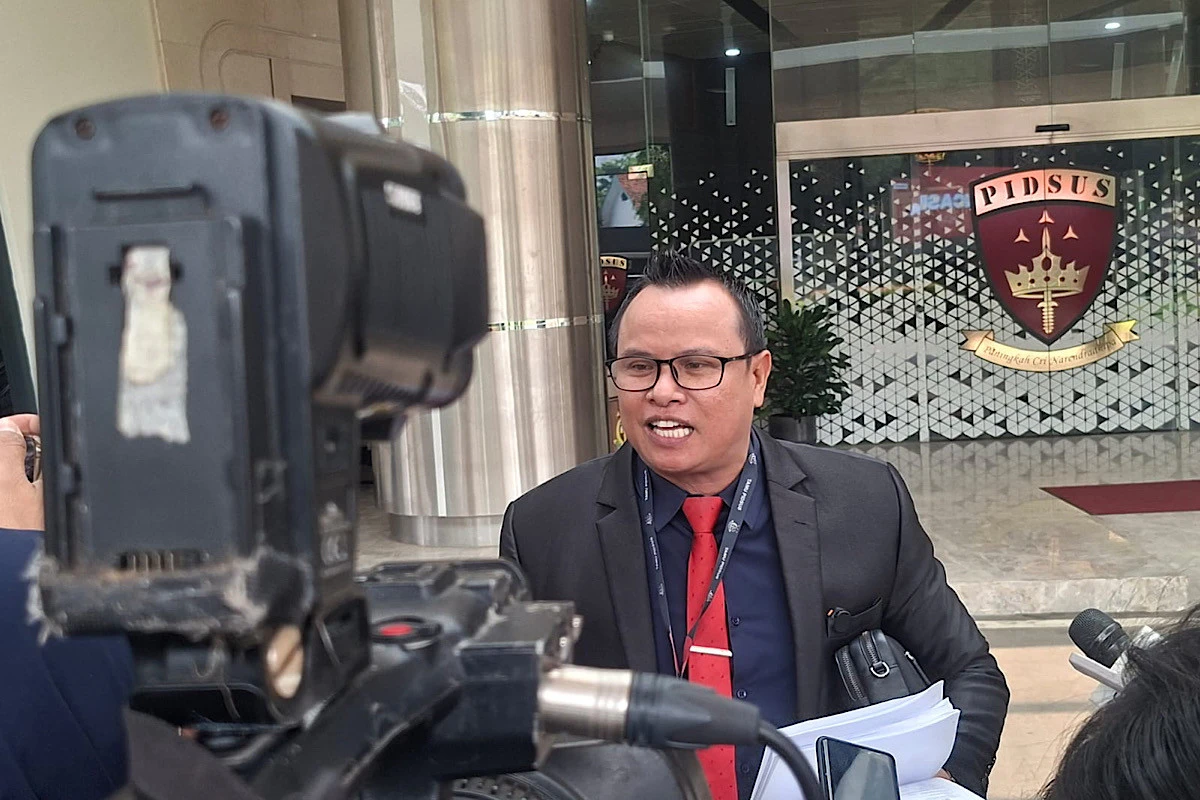 Pengacara PT PMM Datangi Gedung Bundar, Minta Kepastian 15 Kontainer yang Ditahan