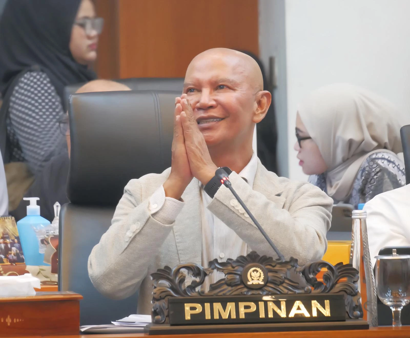 3 Alasan Said PDIP Sebut Momen Gandengan Megawati-Prabowo Wajar