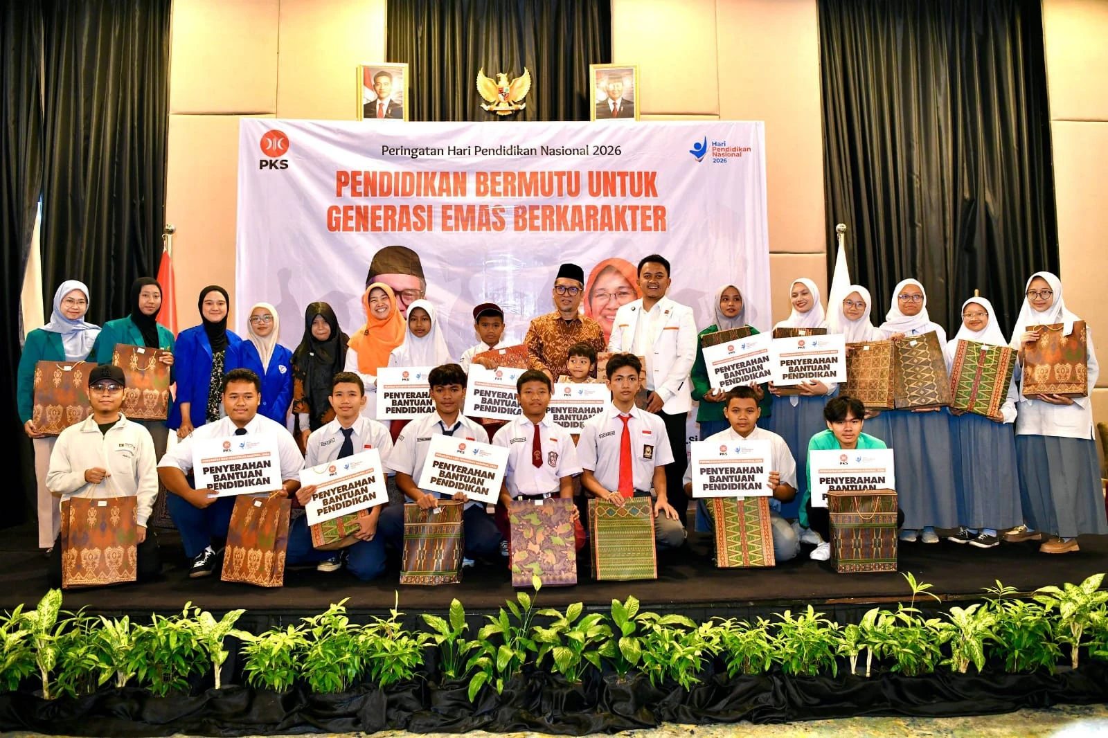 Memperingati Hardiknas, Almuzzammil Harap Kader PKS Isi Ruang Digital Biar Ramah Anak