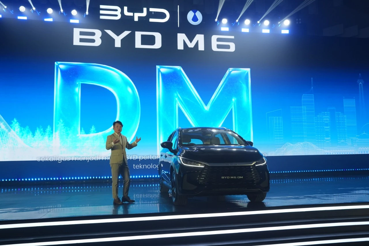 BYD M6 Cross PHEV Hadir di Indonesia