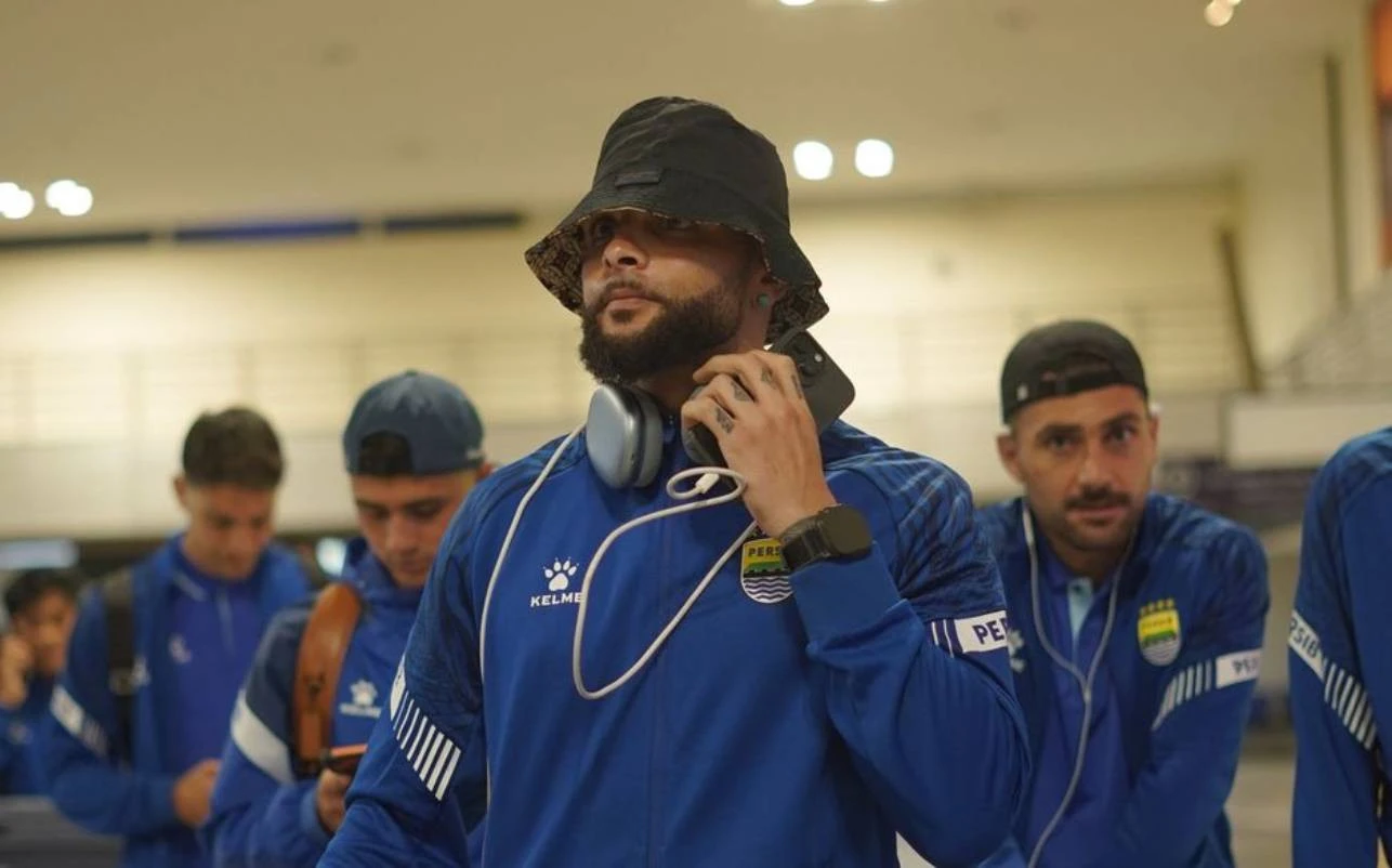 Layvin Kurzawa Ucapkan Salam Perpisahan, Persib Bandung Masih Simpan Kejutan?