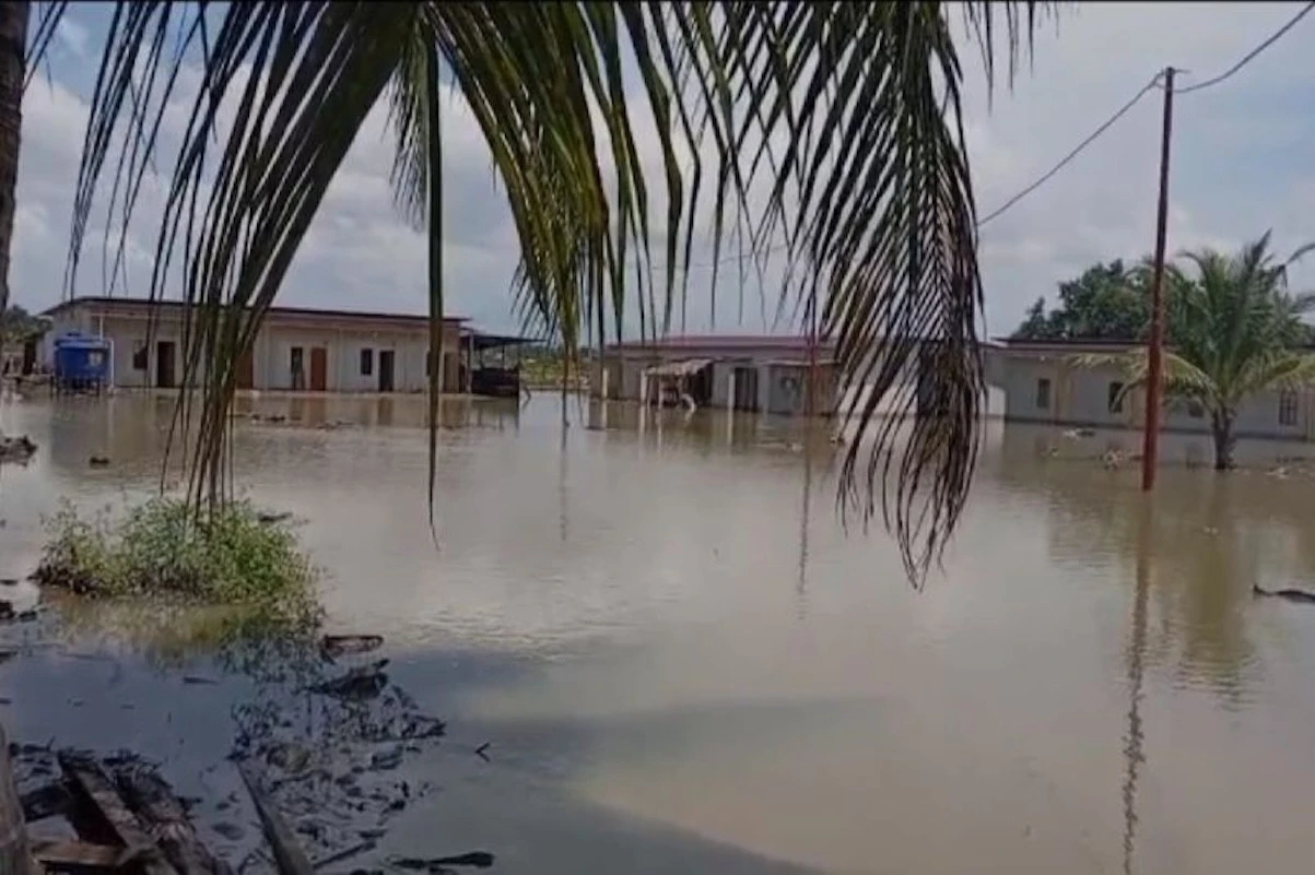 Banjir Rob & Abrasi Melanda 11 Desa Pada Lima Kecamatan di Aceh Utara