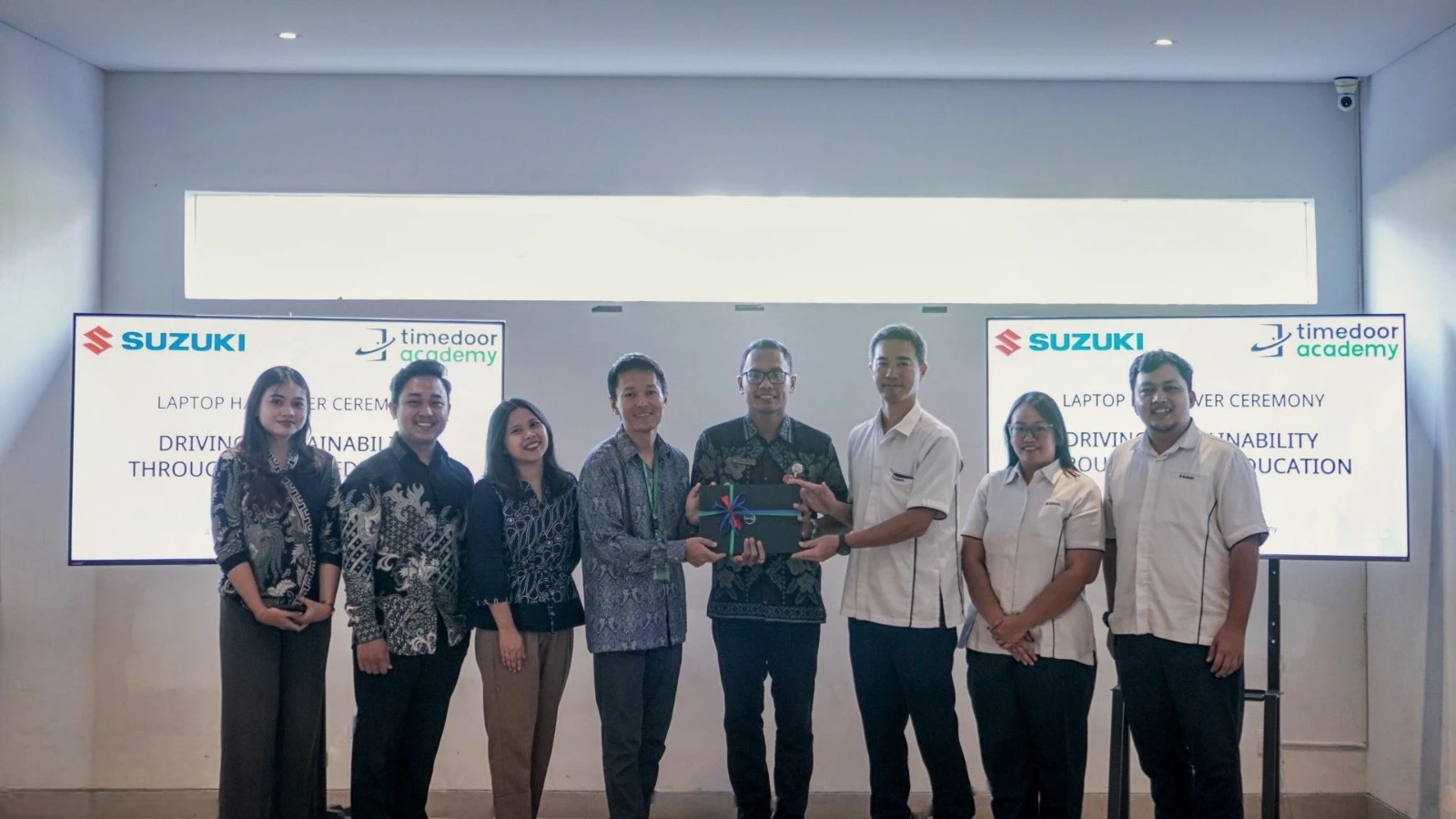 Suzuki Hadirkan Re-Laptop Project Untuk Dukung Akses Belajar Digital