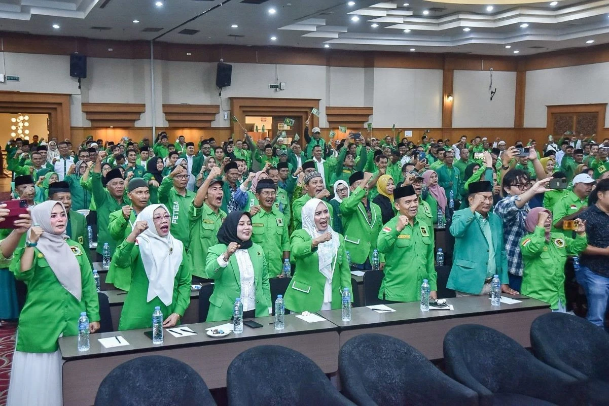 Buka Muscab se-Sumbar, Ketum PPP Tegaskan Perjuangan Partai untuk Umat