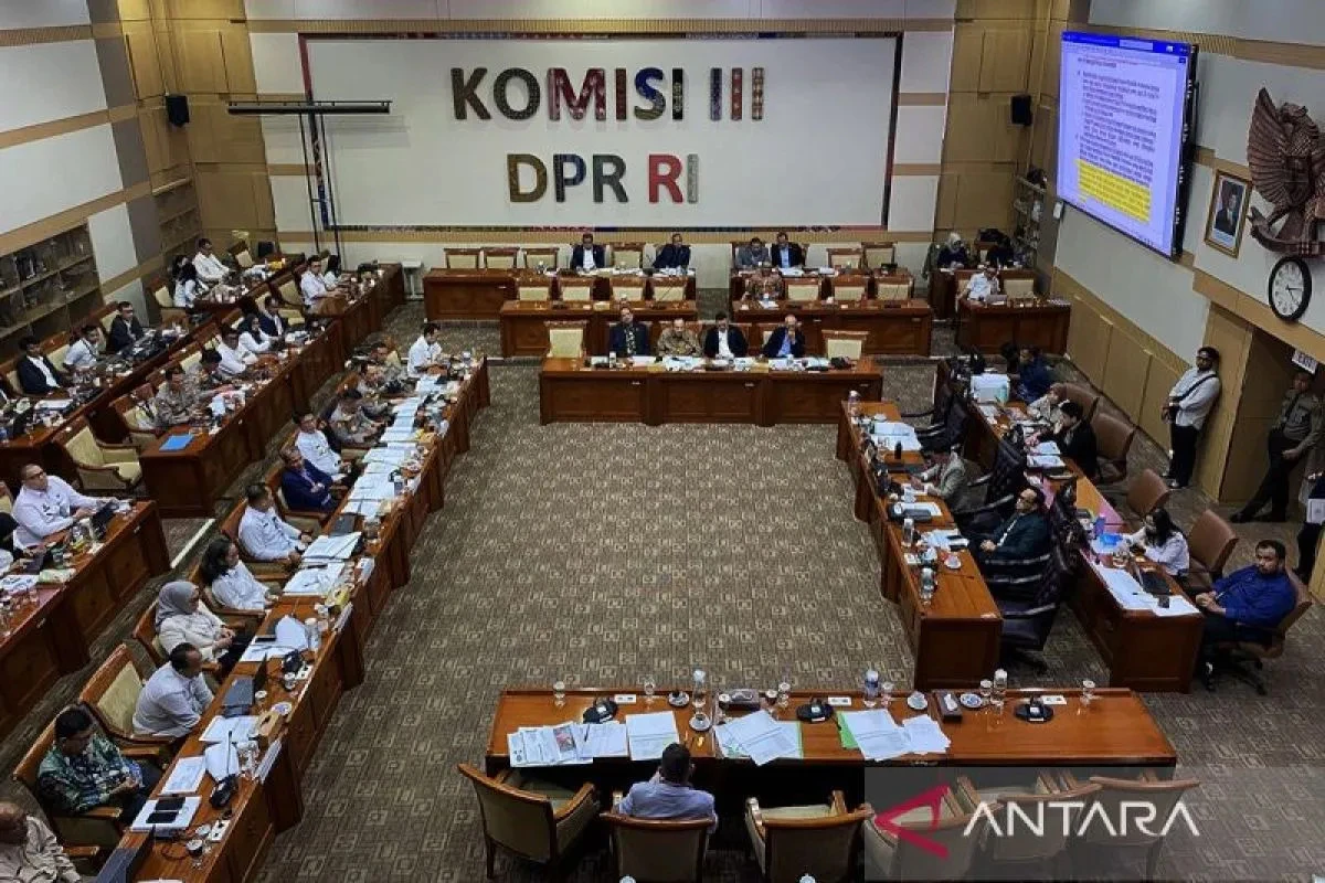 RUU Perubahan UU Polri Disepakati Dibawa ke Paripurna DPR