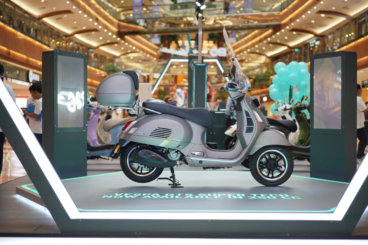 Vespa GTS Super Tech 250 Pakai Mesin Baru, Harga Hampir Rp 100 Juta