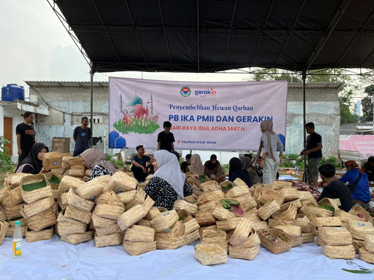 Terima Bantuan Sapi Presiden, PB IKA PMII Salurkan 5.000 Paket Daging