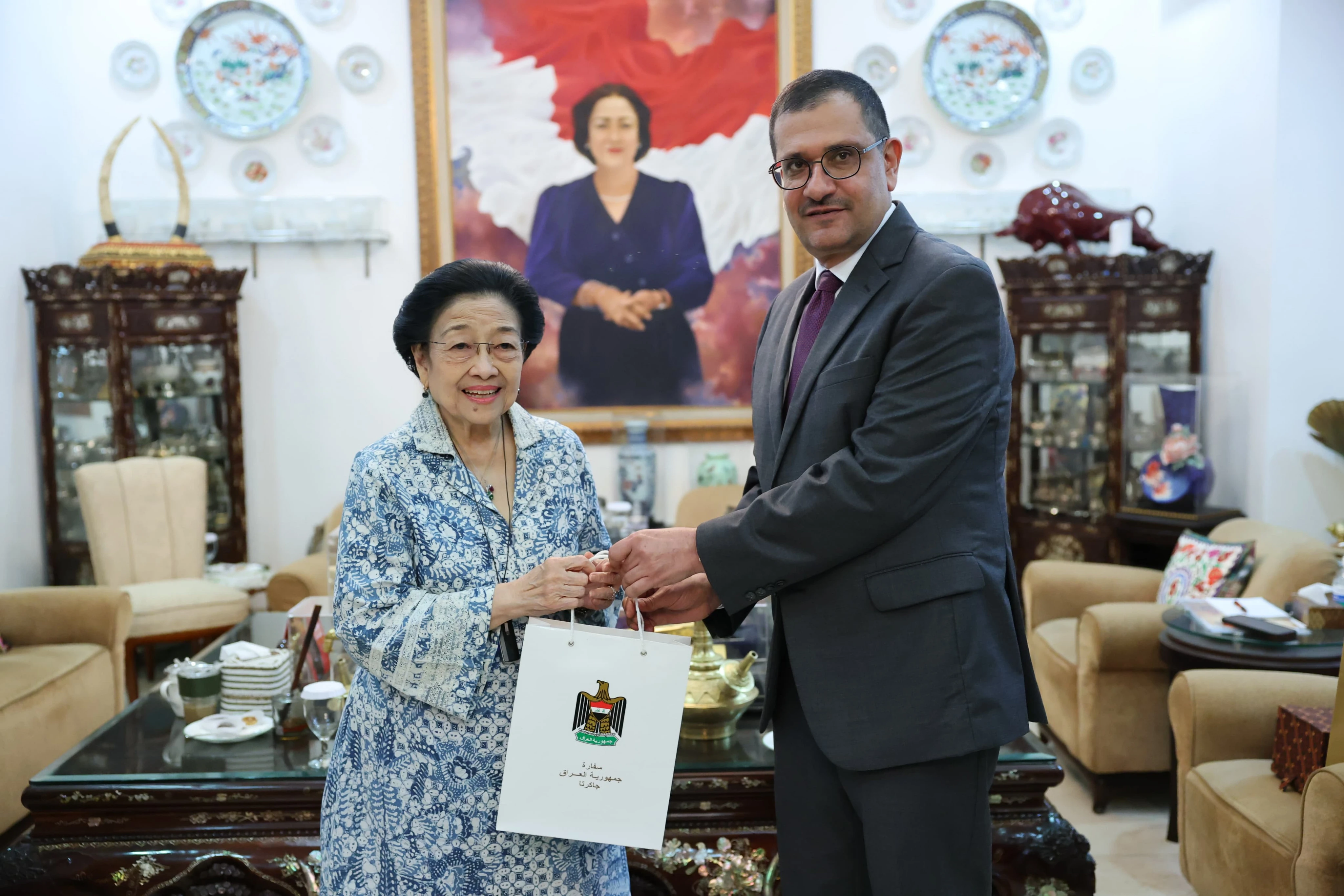 Megawati dan Kuasa Usaha Irak Bahas Geopolitik Timur Tengah