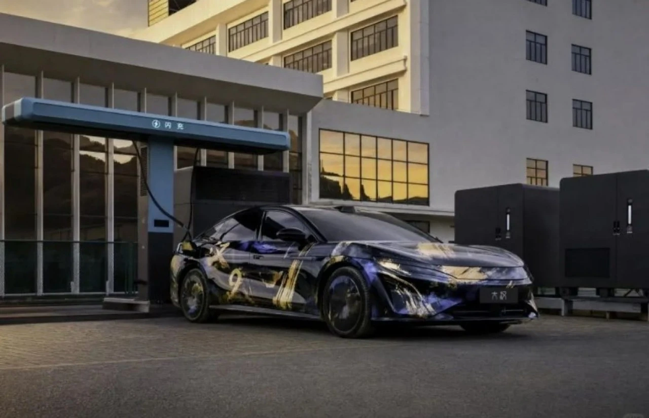 Sedan Listrik Premium BYD Menggoda Publik
