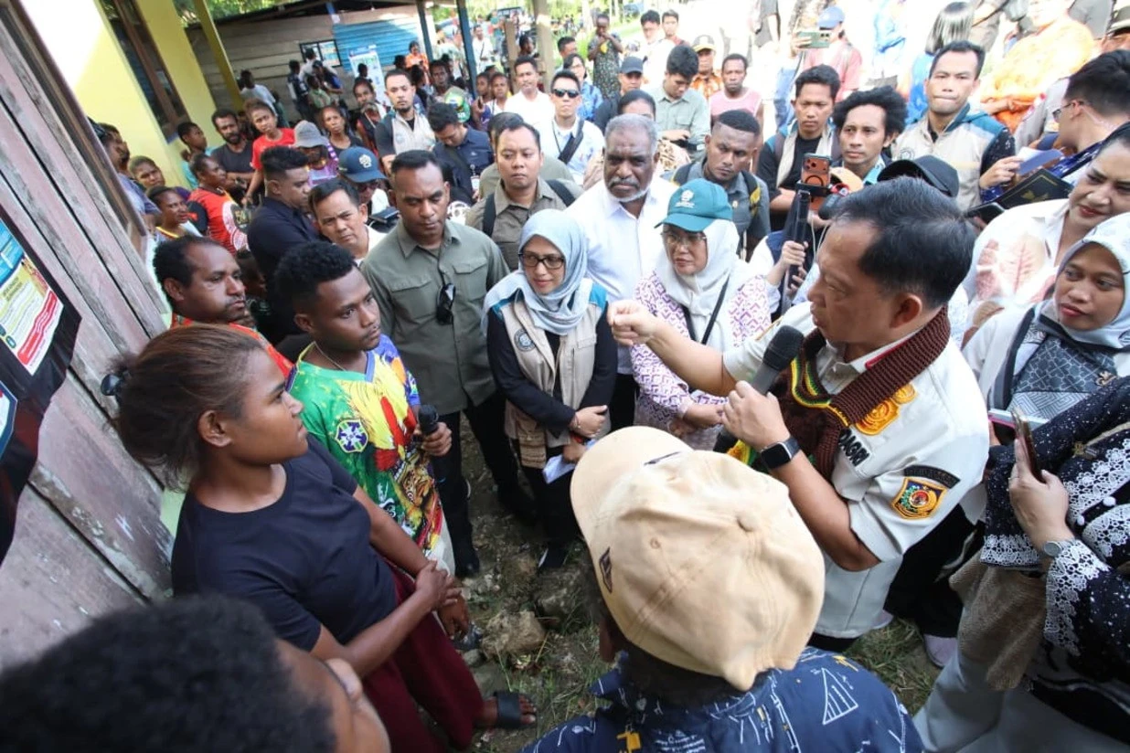 Mendagri Kunjungi Jayapura, Pastikan Program BSPS Berjalan Optimal