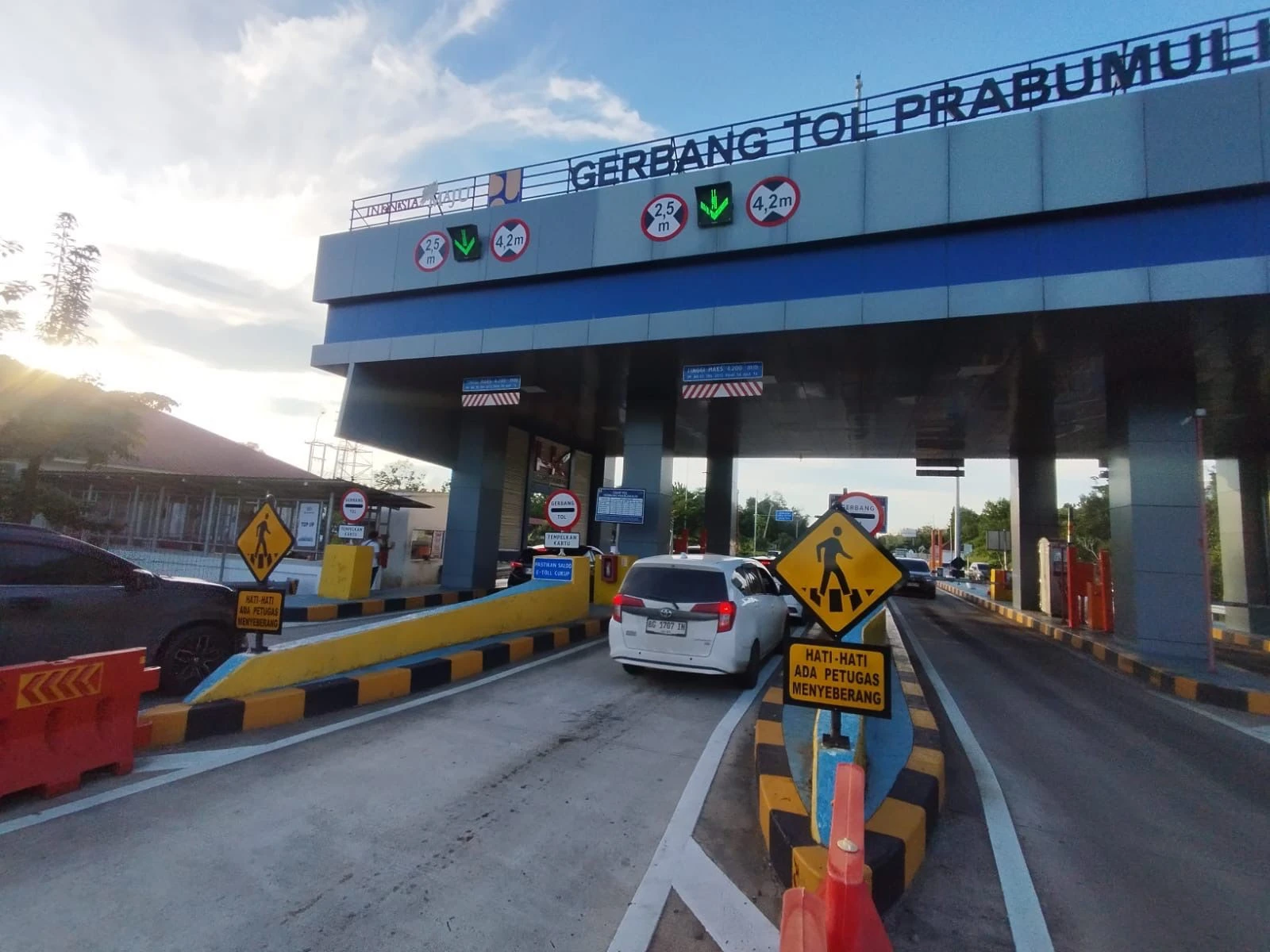 Libur Iduladha, Hutama Karya Siagakan Layanan Maksimal di Ruas JJTS