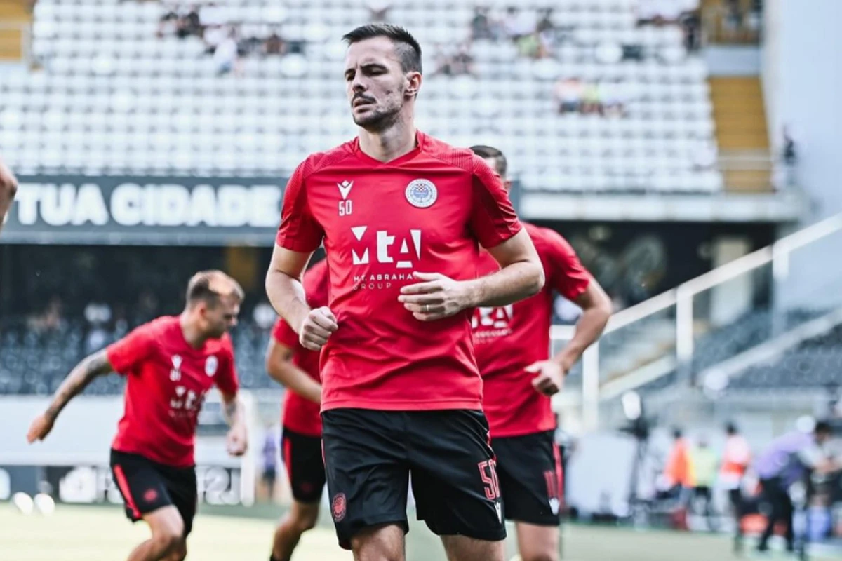 Rumor Transfer: Persija Segera Datangkan Bek Bosnia Kerim Memija?