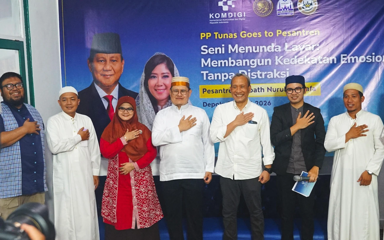 Lawan Ancaman Digital, Komdigi Sosialisasikan 'Seni Menunda Layar' dan PP Tunas