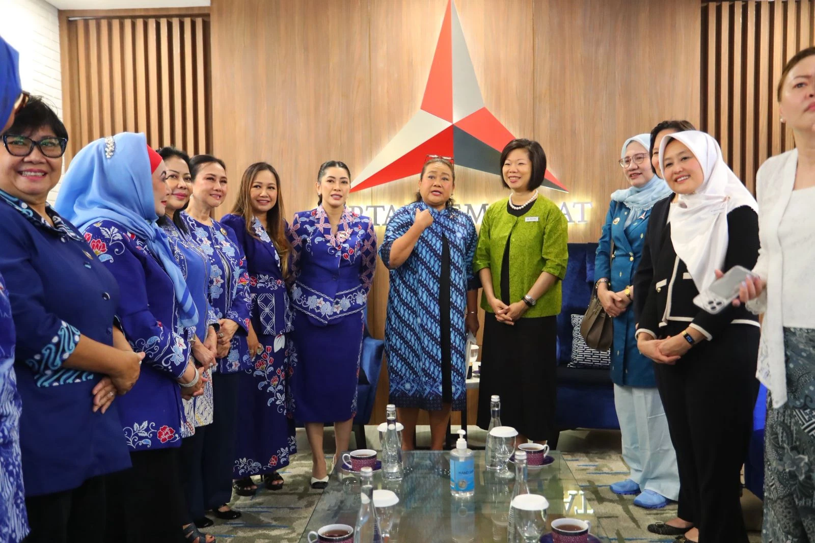 PDRI Terima Delegasi PAP Women’s Wing Singapura, Perkuat Kepemimpinan Perempuan di Politik