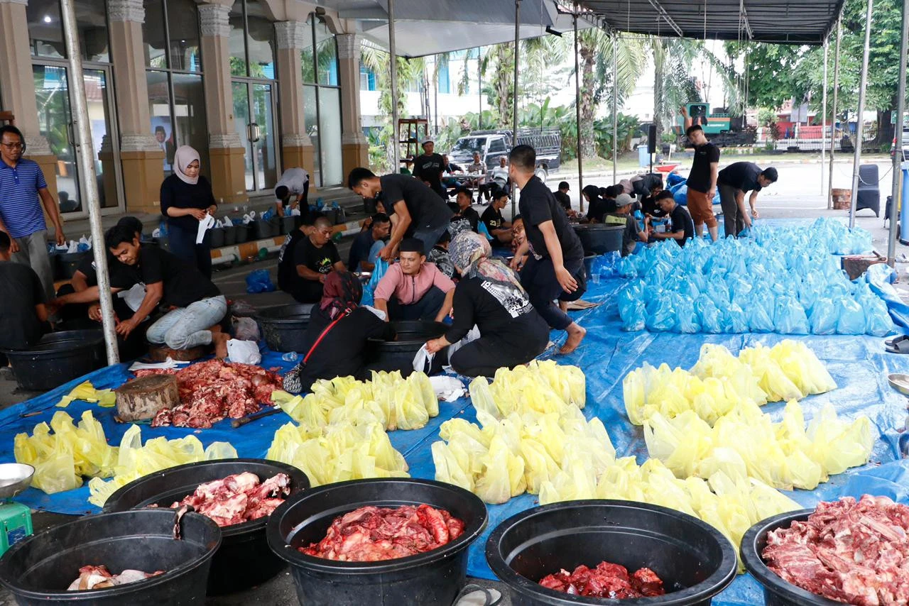 PTPN IV Tebar 150 Ton Daging Kurban ke Pelosok Negeri