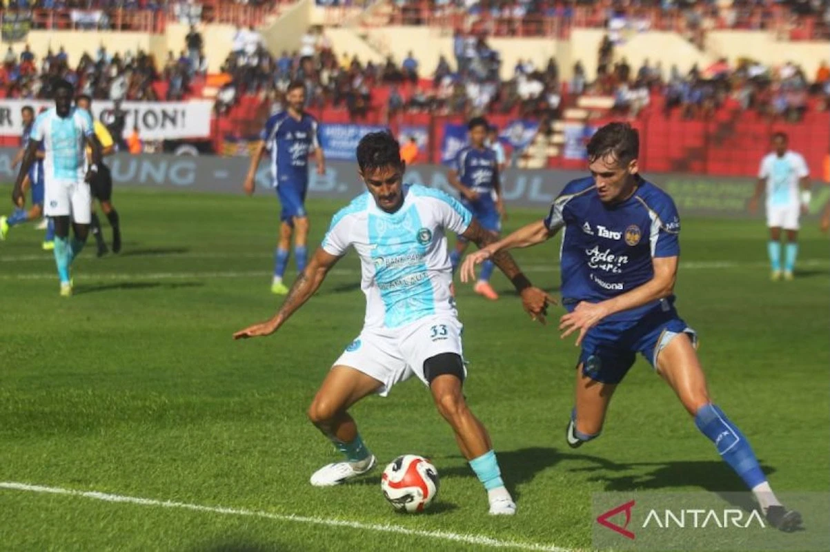 PSIM Yogyakarta Resmi Berpisah dengan Deri Corfe