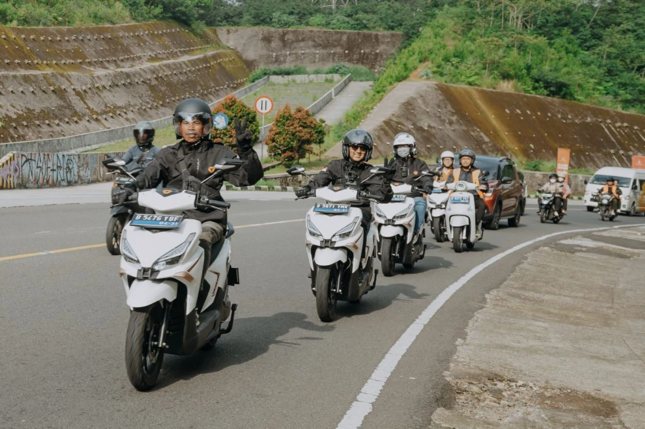 Motor Listrik Yadea Tak Hanya Bisa Digunakan di Perkotaan, Tetapi Siap Diajak Touring