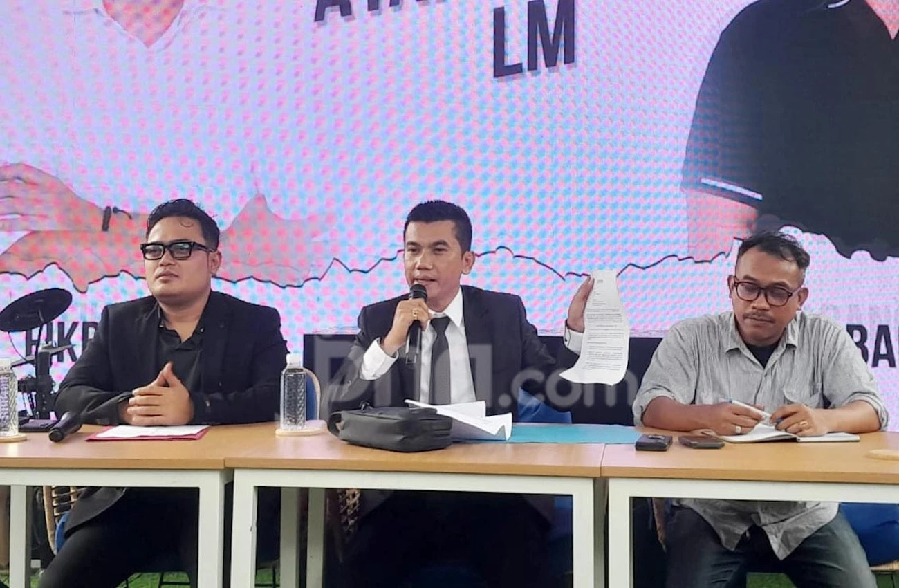 Mengeklaim sebagai Ayah Biologis Anak Lisa Mariana, Revelino Siap Jalani Tes DNA
