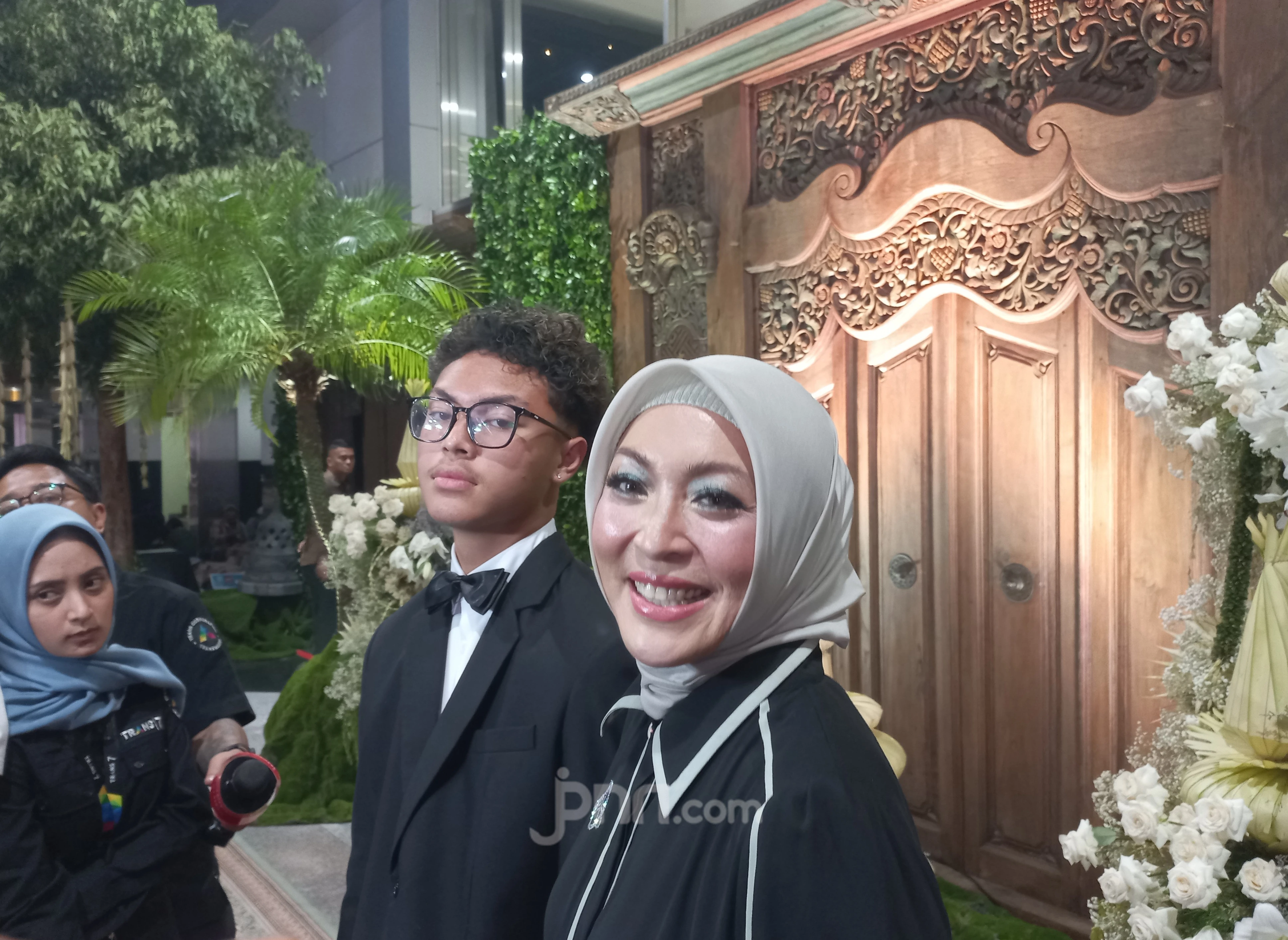 Aaliyah Kondangan Setelah Beberapa Hari Melahirkan, Angelina Sondakh Merespons Begini