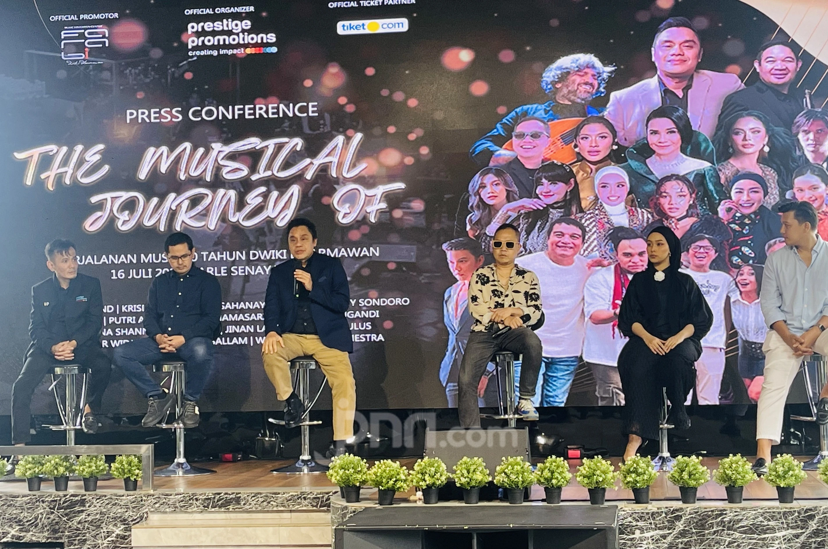 Krakatau, Sandhy Sondoro, Hingga Dirly Siap Ramaikan Konser Dwiki Dharmawan