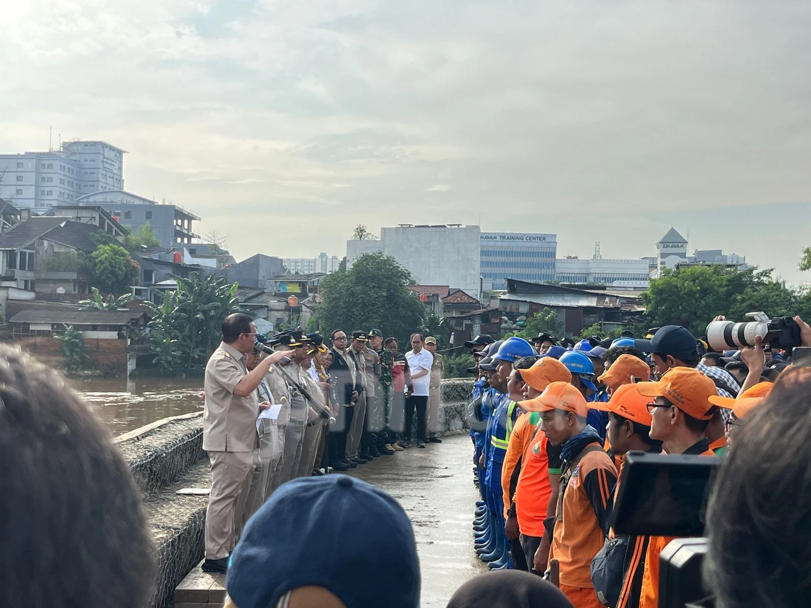 Pramono Anung: Saya Merenung, Banjir Terkadang Tidak Bisa Dilawan