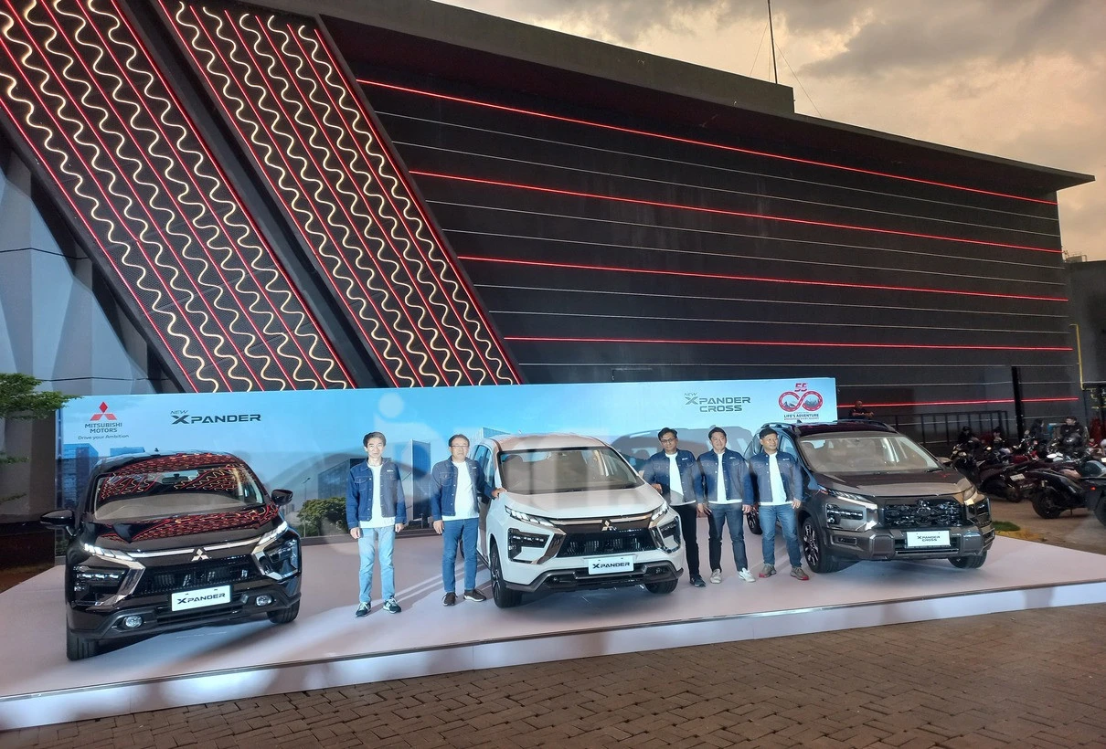 Mitsubishi Xpander dan Xpander Cross Terbaru Resmi Meluncur, Cek Harganya di Sini