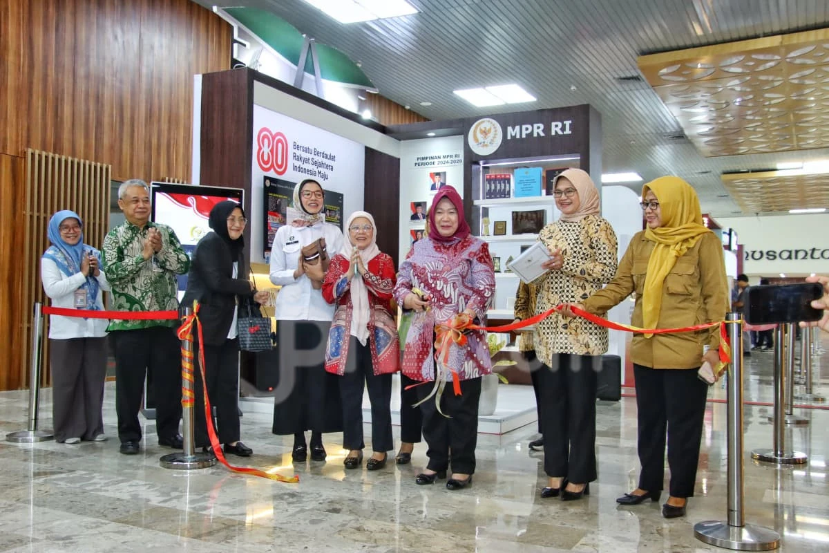 Sekjen MPR Siti Fauziah Sebut Pameran Ini Sejalan dengan Visi Indonesia Emas 2045