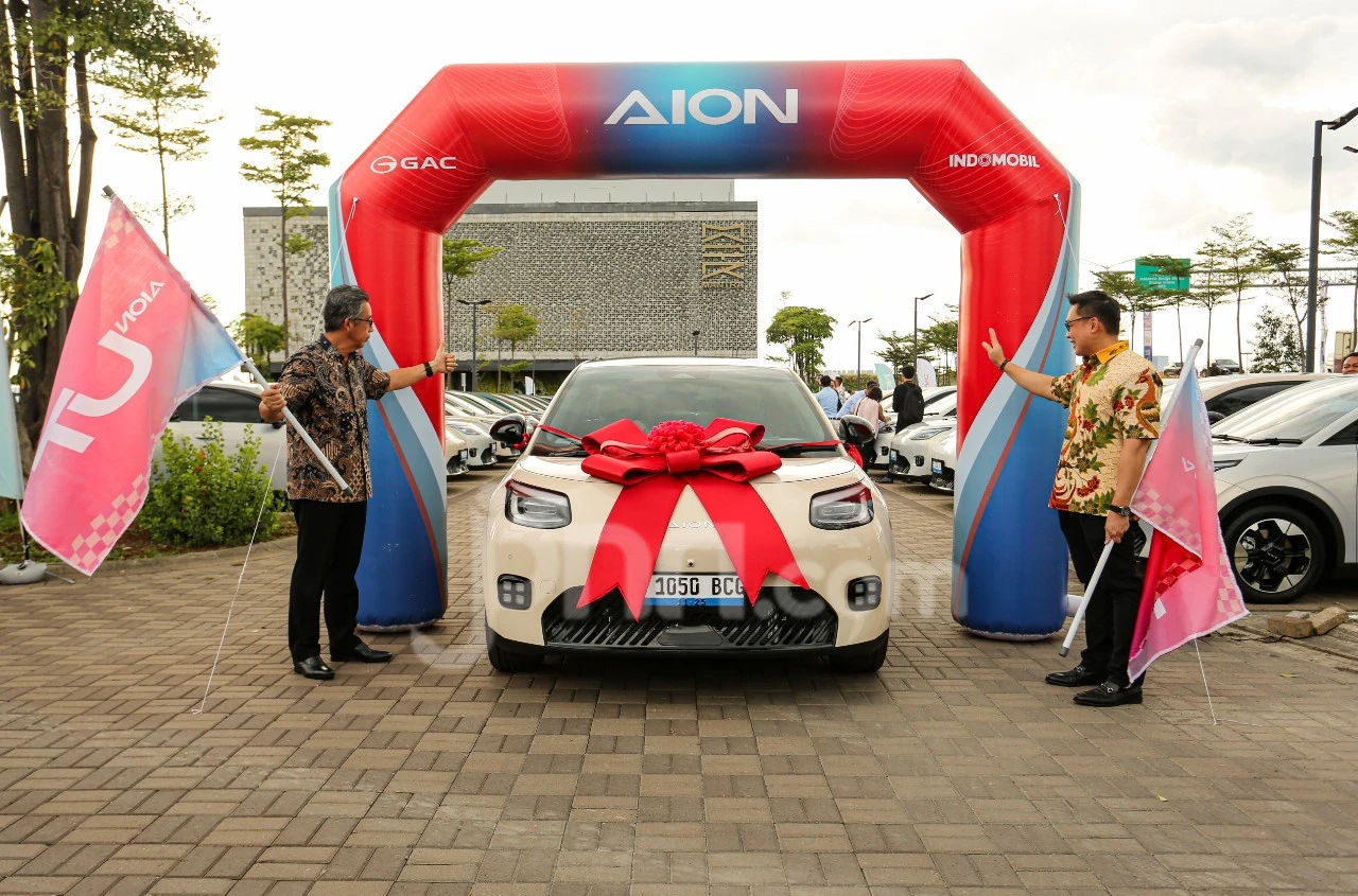AION UT dari Cikarang ke Garasi Konsumen, GAC Tepati Janji