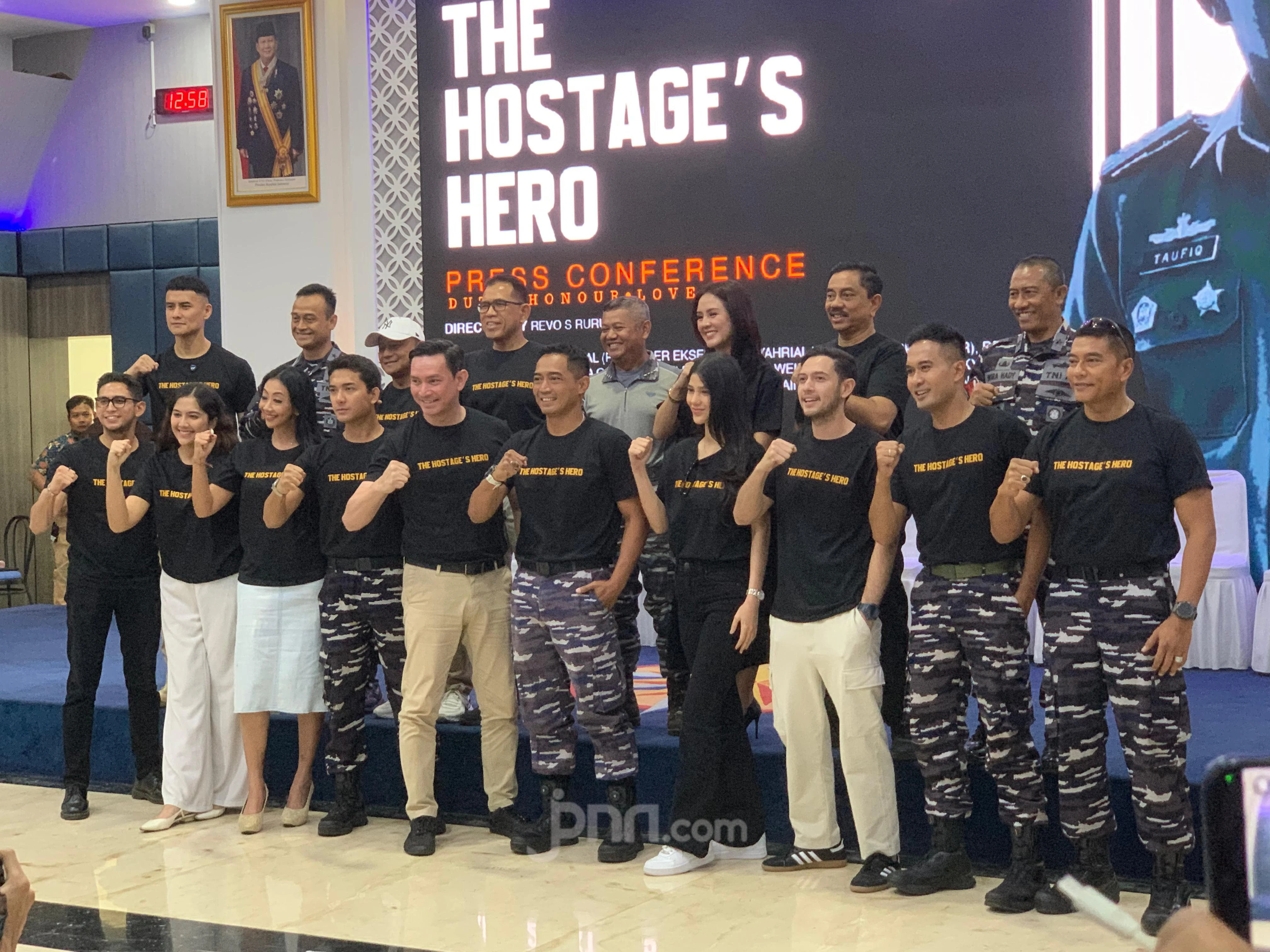Jadi Perompak di Film The Hostage's Hero, Rifky Balweel Berbagi Cerita Seru