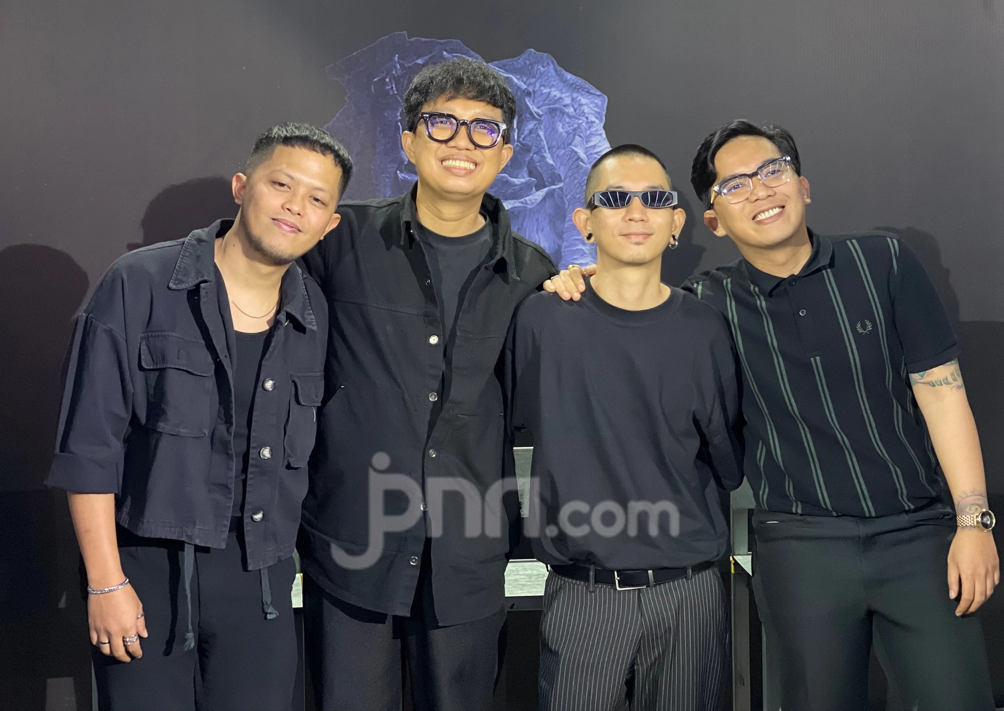 For Revenge Bawa Titik Sadrah ke Bandung Hingga Kuala Lumpur