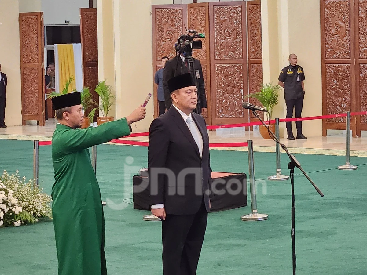 Irjen Iqbal Resmi Dilantik Jadi Sekjen DPD RI