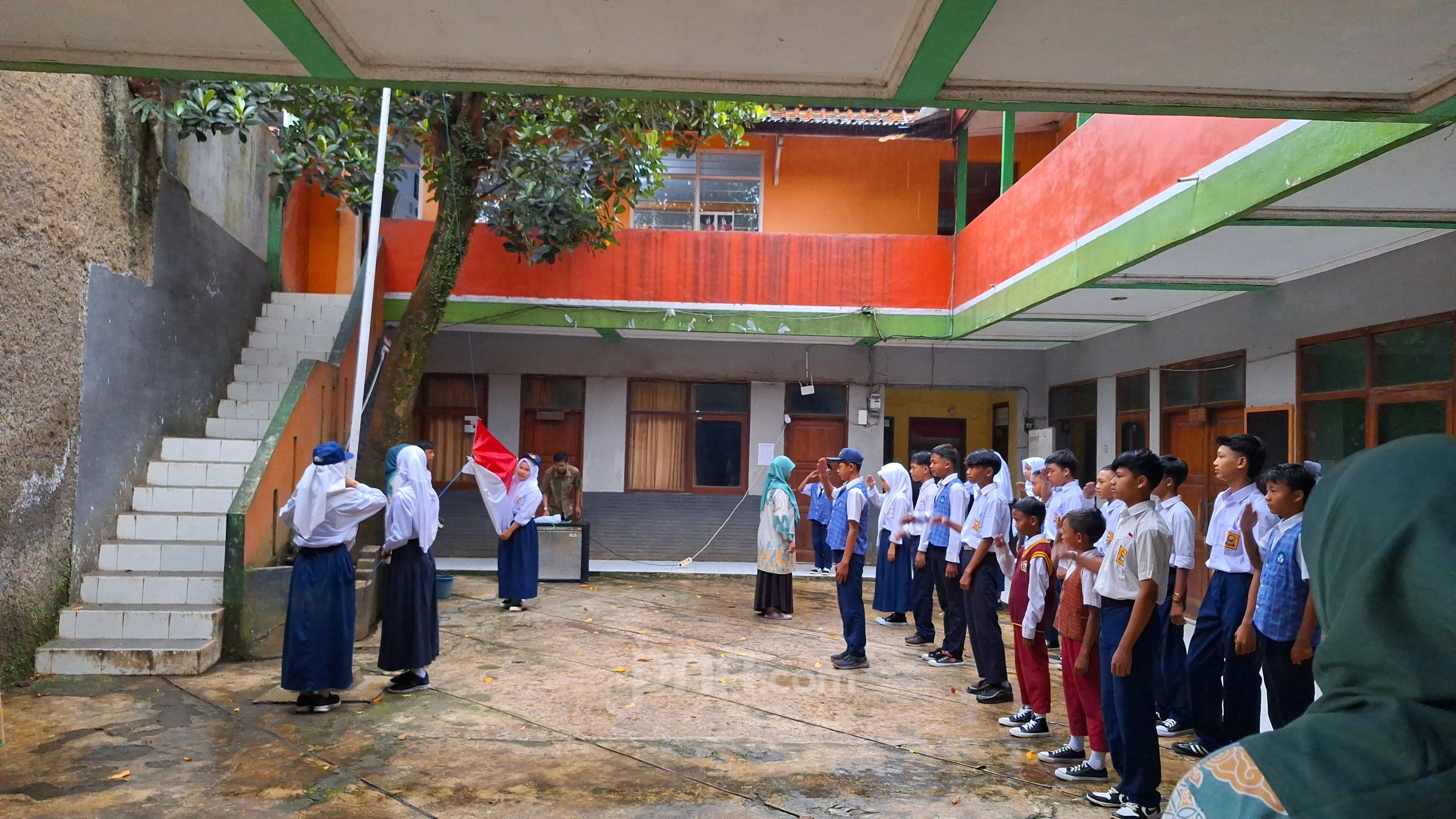 SMP Garuda Dayeuhkolot Bandung Minim Siswa, MPLS Berlangsung Sederhana